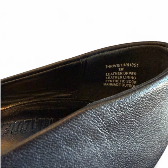 Steve Madden Thrive Black Leather Pump Heel • Size 7 - Picture 6 of 9